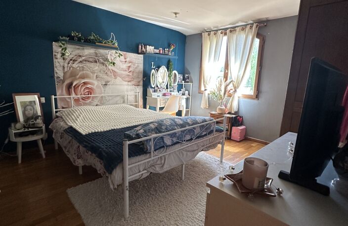 Vente Maison/villa 5 pièces — photo 2