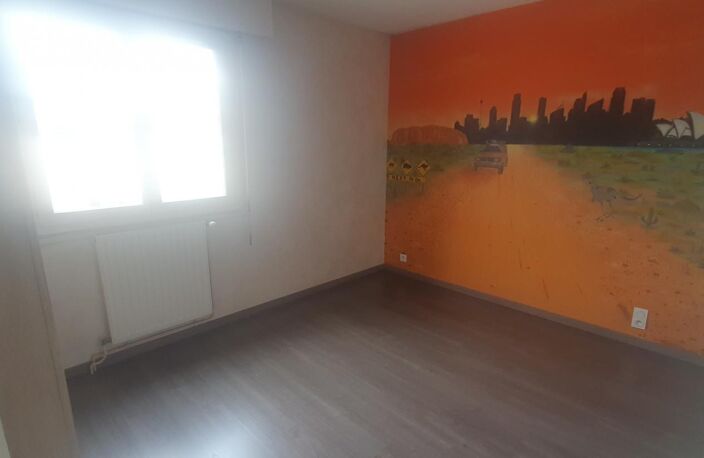 Location appartement 3 pièces 75 m² à Seyssinet-Pariset (38170) — photo 4