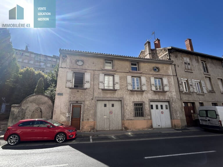 Ensemble immobilier 180 m2 + 2 garages LE PUY — photo 1