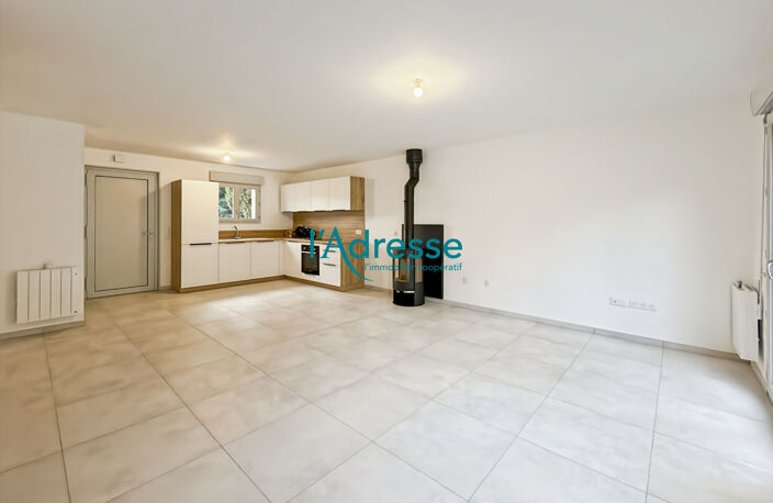 Maison de ville neuve Oinville sur montcient — photo 2