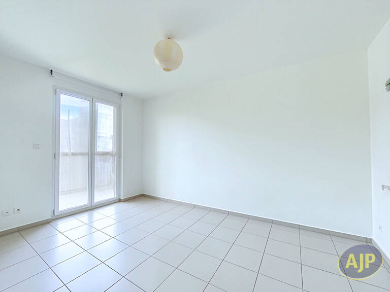 Appartement Montgermont 1 pièce(s) 20.65 m2 — photo 1