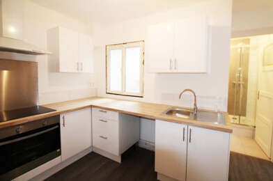 Appartement 2 pièces 910 €