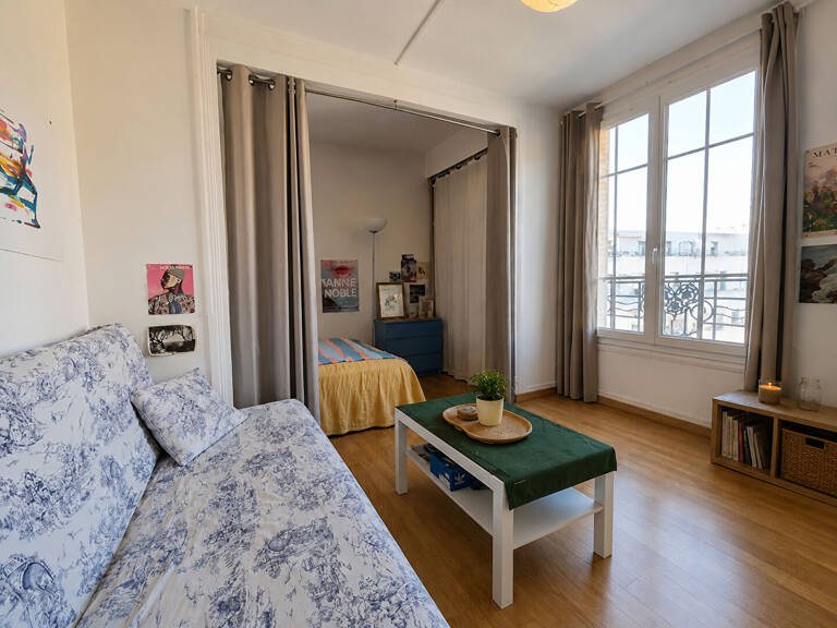 Studio ensoleillé en étage élevé - CLICHY — photo 1