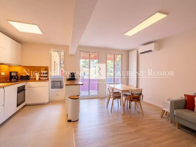 A VENDRE APPARTEMENT VILLEFRANCHE SUR MER - 4P RÉNOVÉ - STATIONN — photo 1