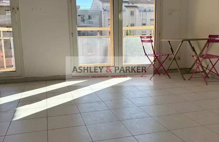 STUDIO AVEC TERRASSE PLEIN SUD — photo 3
