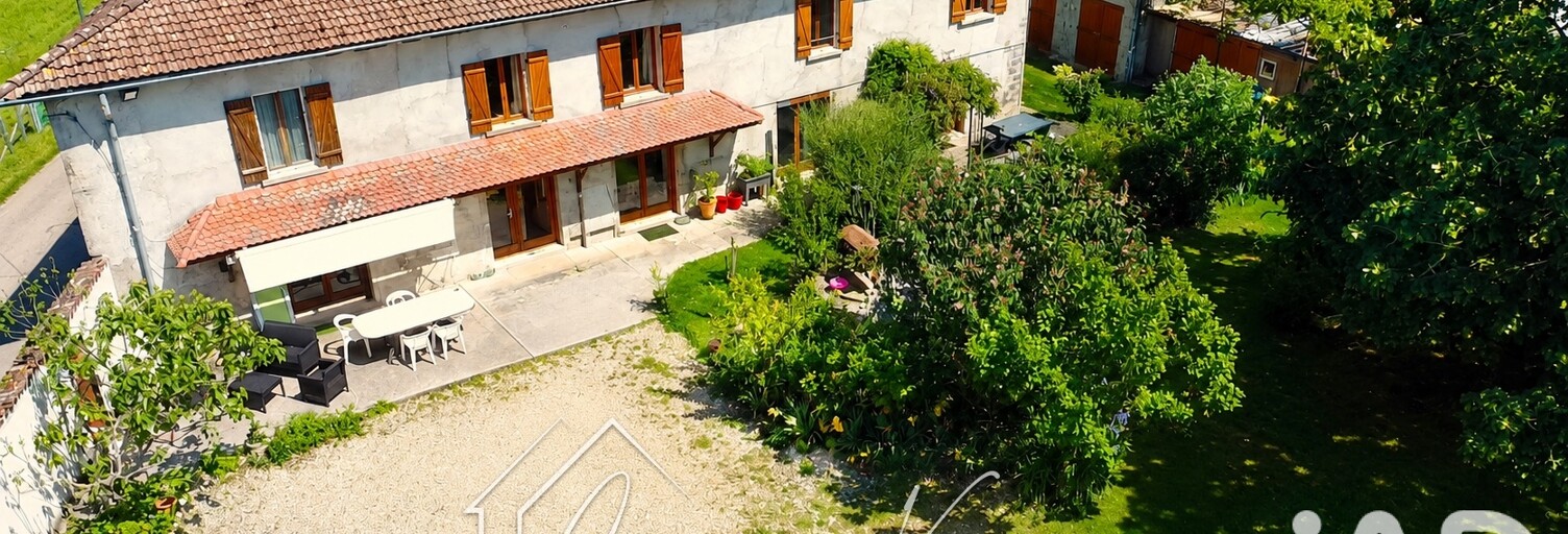 Maison 7 Pièces 207 m² à vendre à Saint-André-le-Gaz (38490)