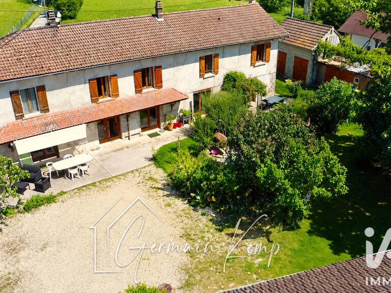 Vente Maison/villa 7 pièces — photo 1