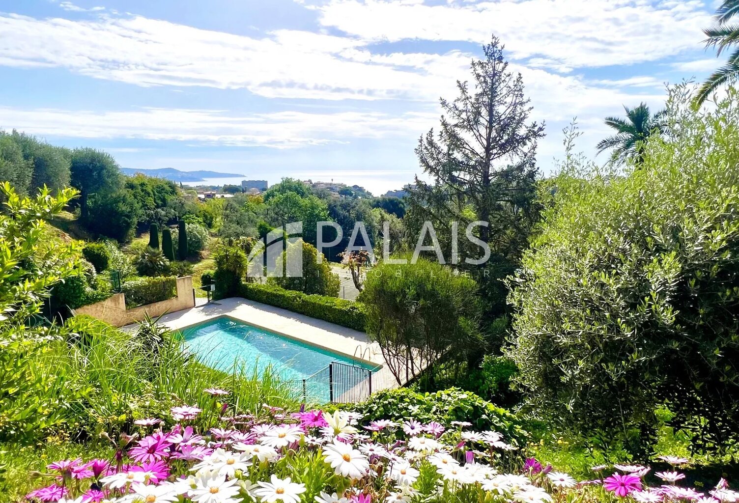 161 m² • VUE MER PANORAMIQUE • DERNIER ÉTAGE • 22 m² DE TERRASSES — photo 1