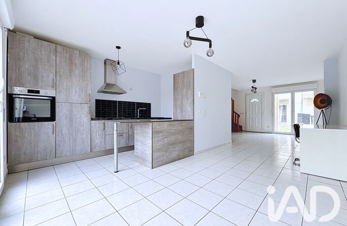 Vente Maison/villa 5 pièces — photo 2