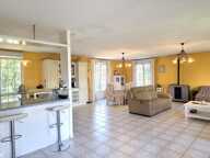 Vente Maison/villa 8 pièces — photo 2