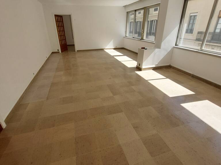Location Appartement 3 pièces — photo 1