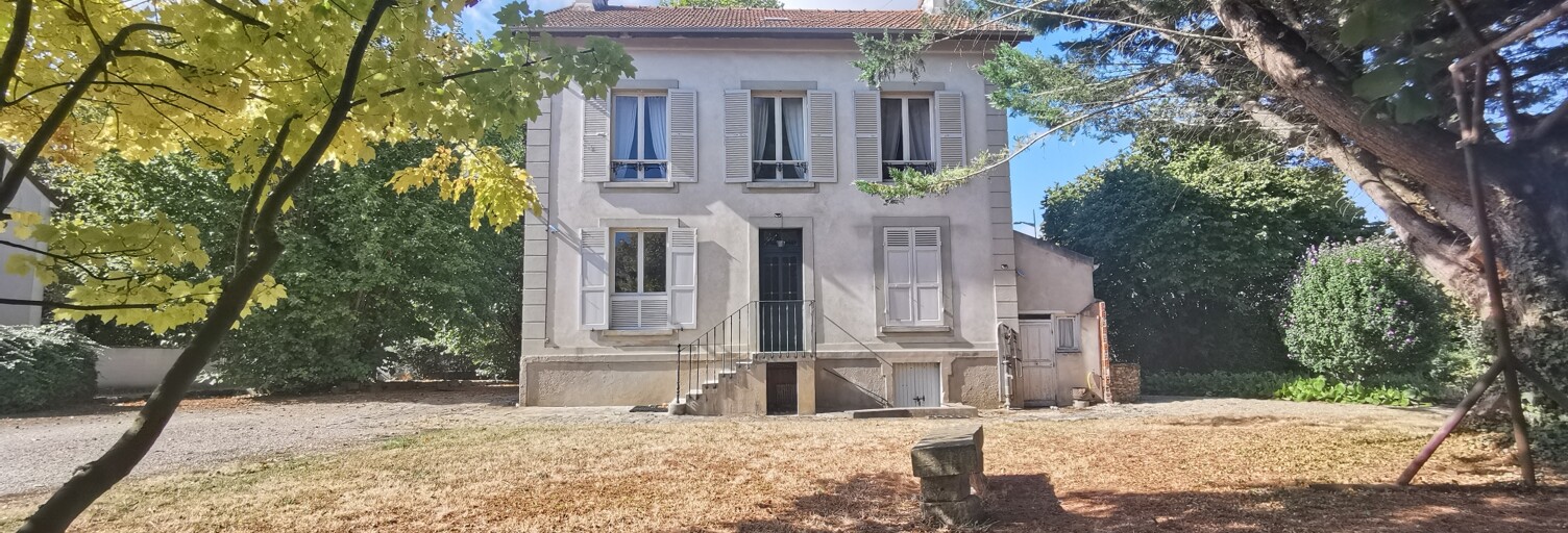 Maison 8 Pièces 244 m² à vendre à Brie-Comte-Robert (77170)