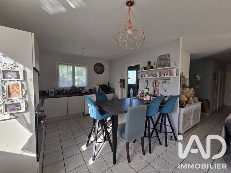 Vente Maison de campagne 4 pièces — photo 1