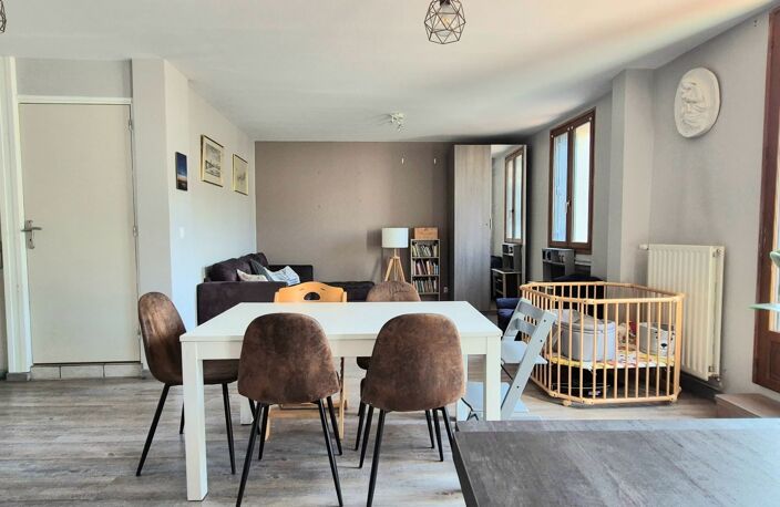 Vente Maison de ville 4 pièces — photo 2