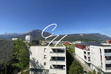 Appartement 3 pièces 866 €