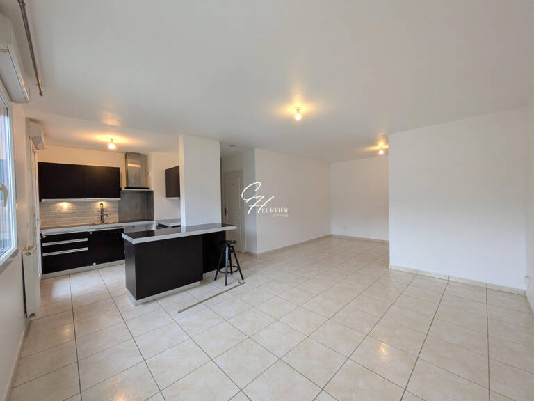 GRENOBLE-APPARTEMENT T3-DERNIER ETAGE — photo 1
