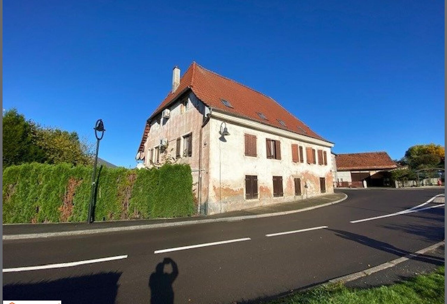 Immeuble , 5 appartements 250 m2 — photo 1