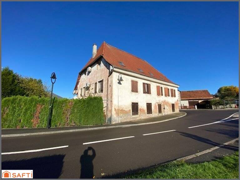 Immeuble , 5 appartements 250 m2 — photo 1
