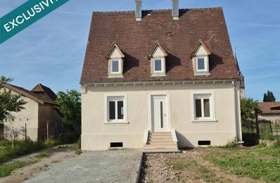 Un environnement paisible, un beau terrain, de beaux volumes et tout le potentiel pour créer votre véritable cocon familial Cette maison à Guewenheim n'attend plus que vous ! — photo du bien