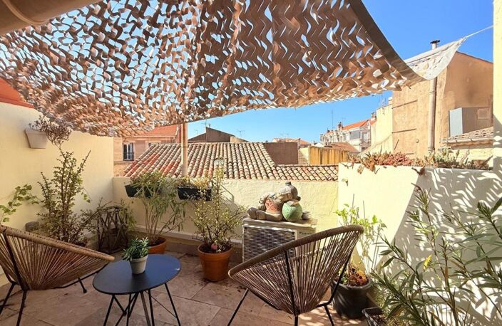 Appartement de caractère avec terrasse  Centre historique de Béziers  Vendu meublé — photo 5