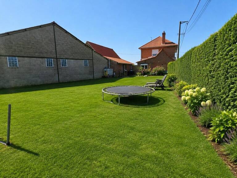 Vivez confortablement tout en maitrisant vos dépenses: maison de 166m² avec pompe à chaleur, panneaux photovoltaïques et DPE C — photo 1