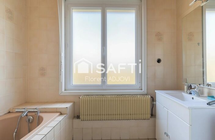 Vivez confortablement tout en maitrisant vos dépenses: maison de 166m² avec pompe à chaleur, panneaux photovoltaïques et DPE C — photo 5