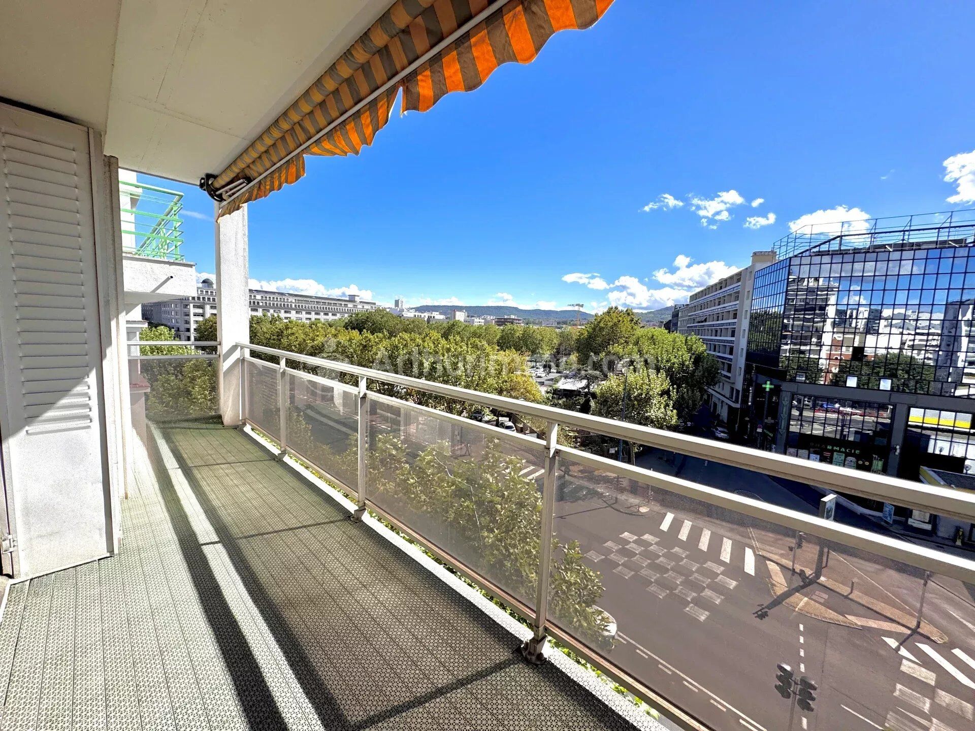 Appartement 3 pièces 75 m² · à Clermont-Ferrand · 75 m² · 165 000 €