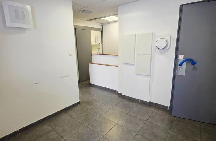 Centre ville, 60 m2 modulables, parking et cave — photo 5