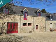 ENSEMBLE IMMOBILIER DE 265 M2 COMPOSE D'UNE MAISON D'HABITATION ET DE DEUX GÎTES — photo 2