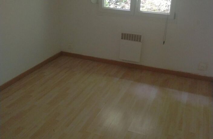 Située dans la charmante commune de Freneuse (76410), — photo 3