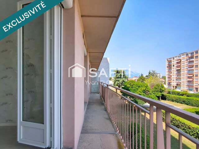 Appartement 2 pièces - Balcon - Parking - Cave — photo du bien