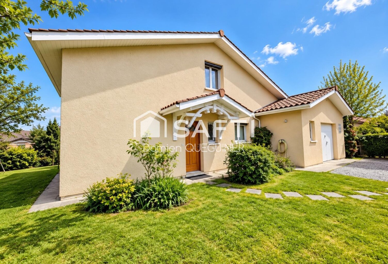 Maison familiale de 127 m² habitables, beau jardin, garage — photo 1