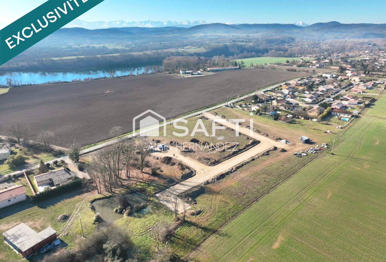 CAZÈRES  TERRAIN VIABILISÉ 815 m²  VUE PYRÉNÉES — photo 1