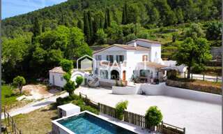 Maison 8 Pièces 251 m² à vendre à Solliès-Toucas (83210)
