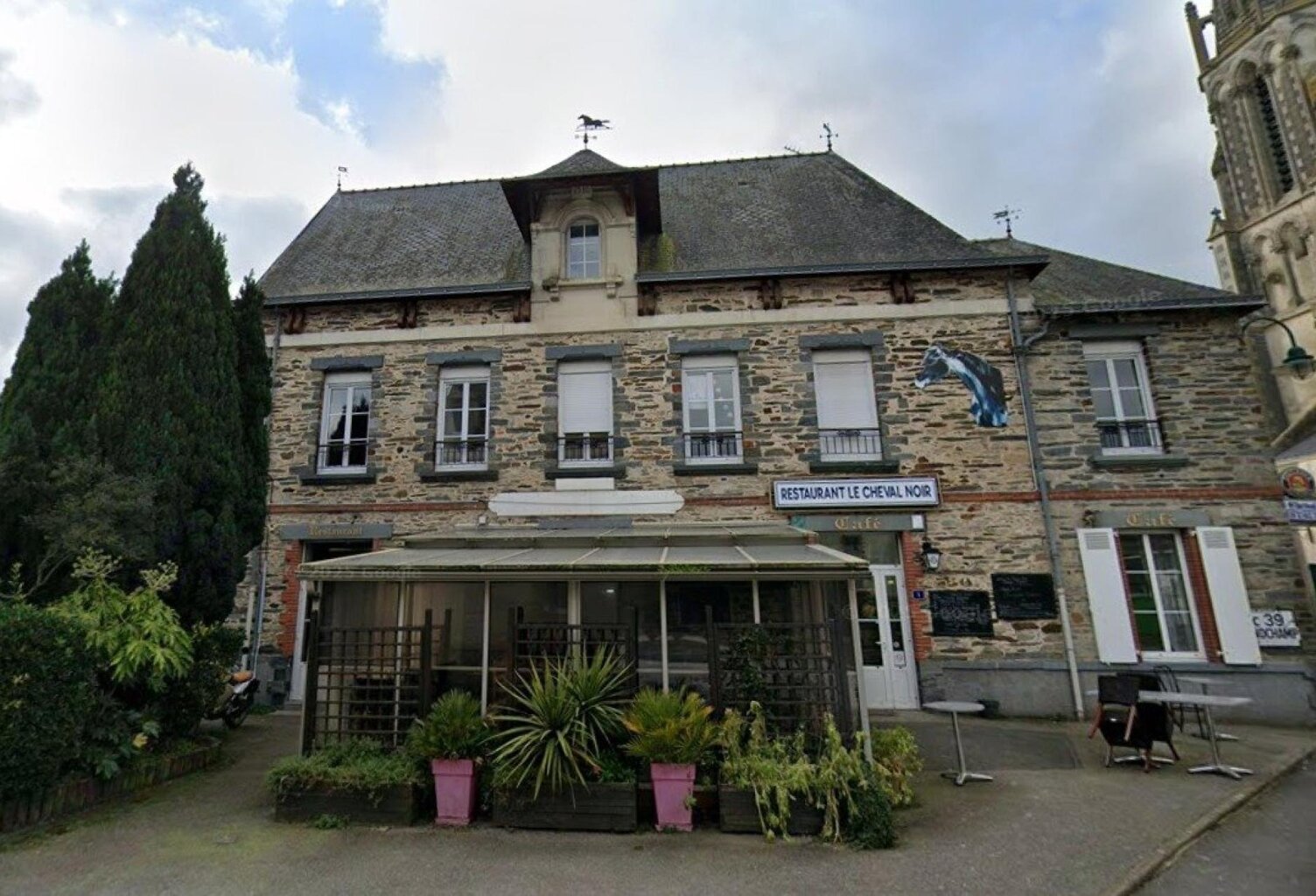 Bourg de Saffré avec une très bonne réputation — photo 1