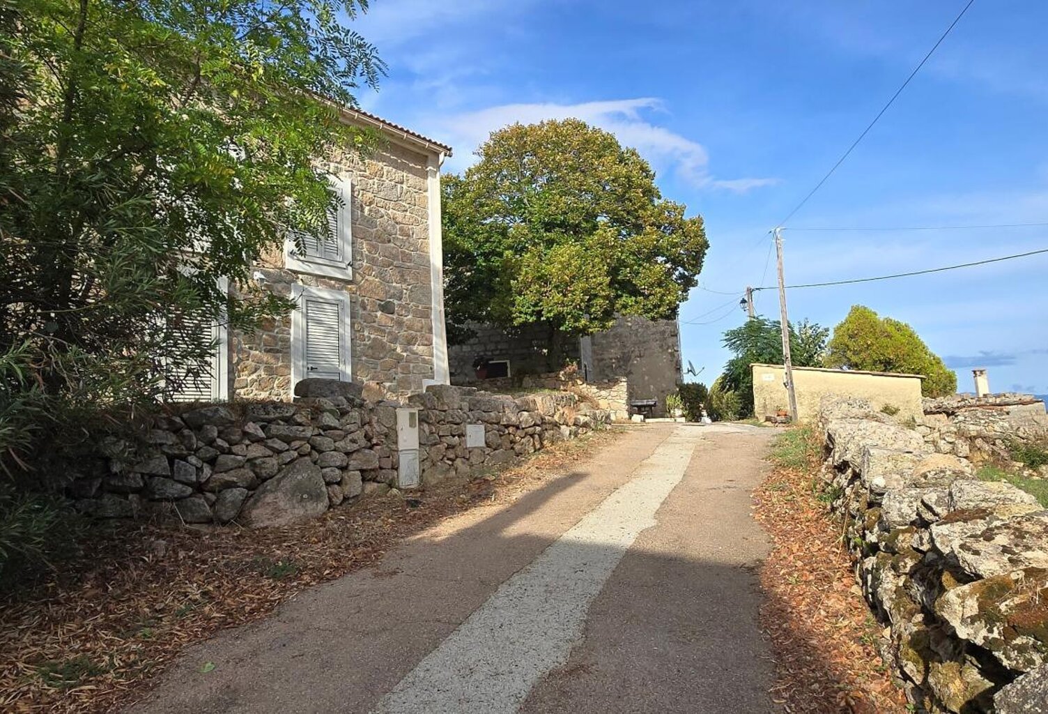 MAISON DE VILLAGE "AUTHENTIQUE" — photo 1