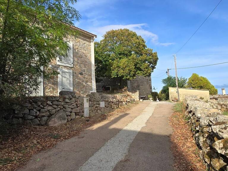 MAISON DE VILLAGE "AUTHENTIQUE" — photo 1