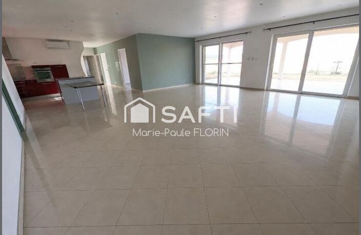Maison de plain-pied de 170 m² — photo 2
