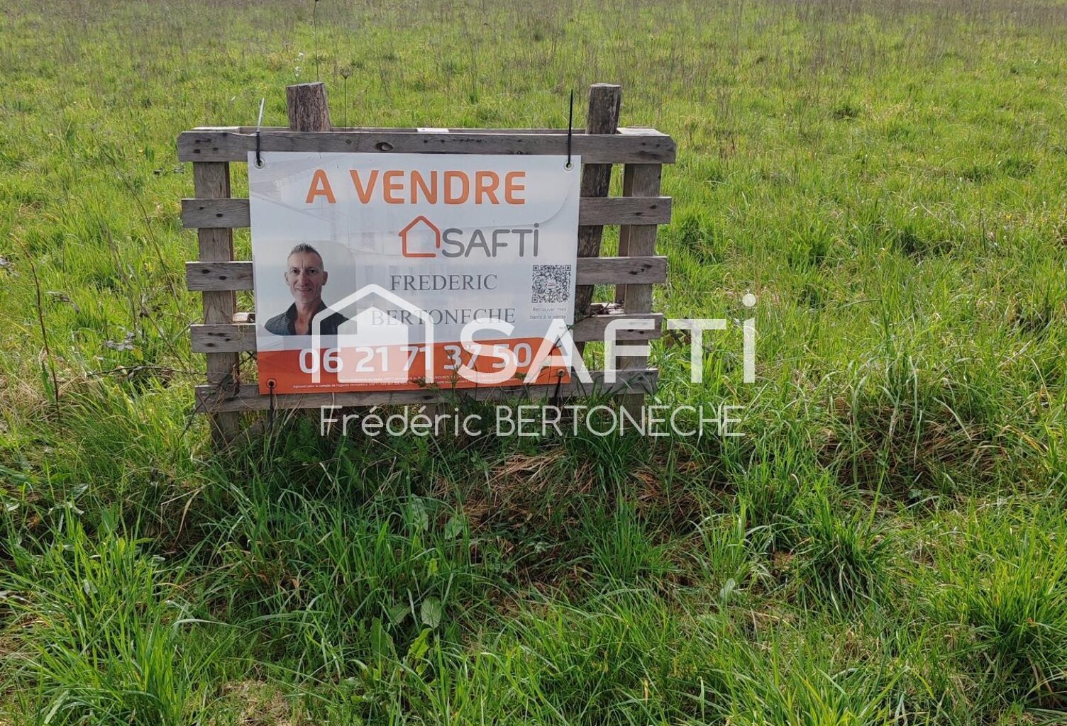 jolie terrain plat — photo 1