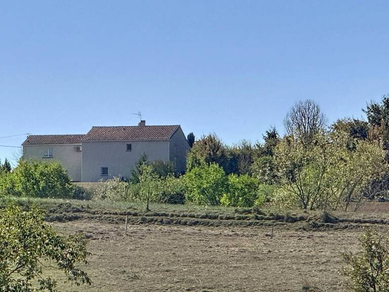 Jolie villa type T6 - garage - calme - vue imprenable sur le village. — photo 1