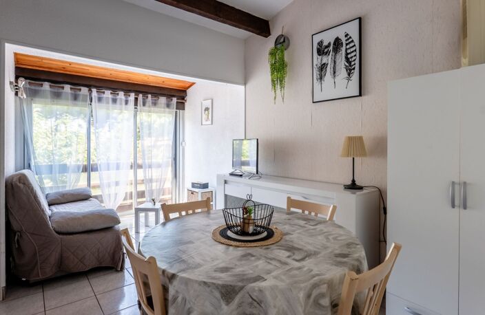 Studio Studio cabine, piscine et parking — photo 4