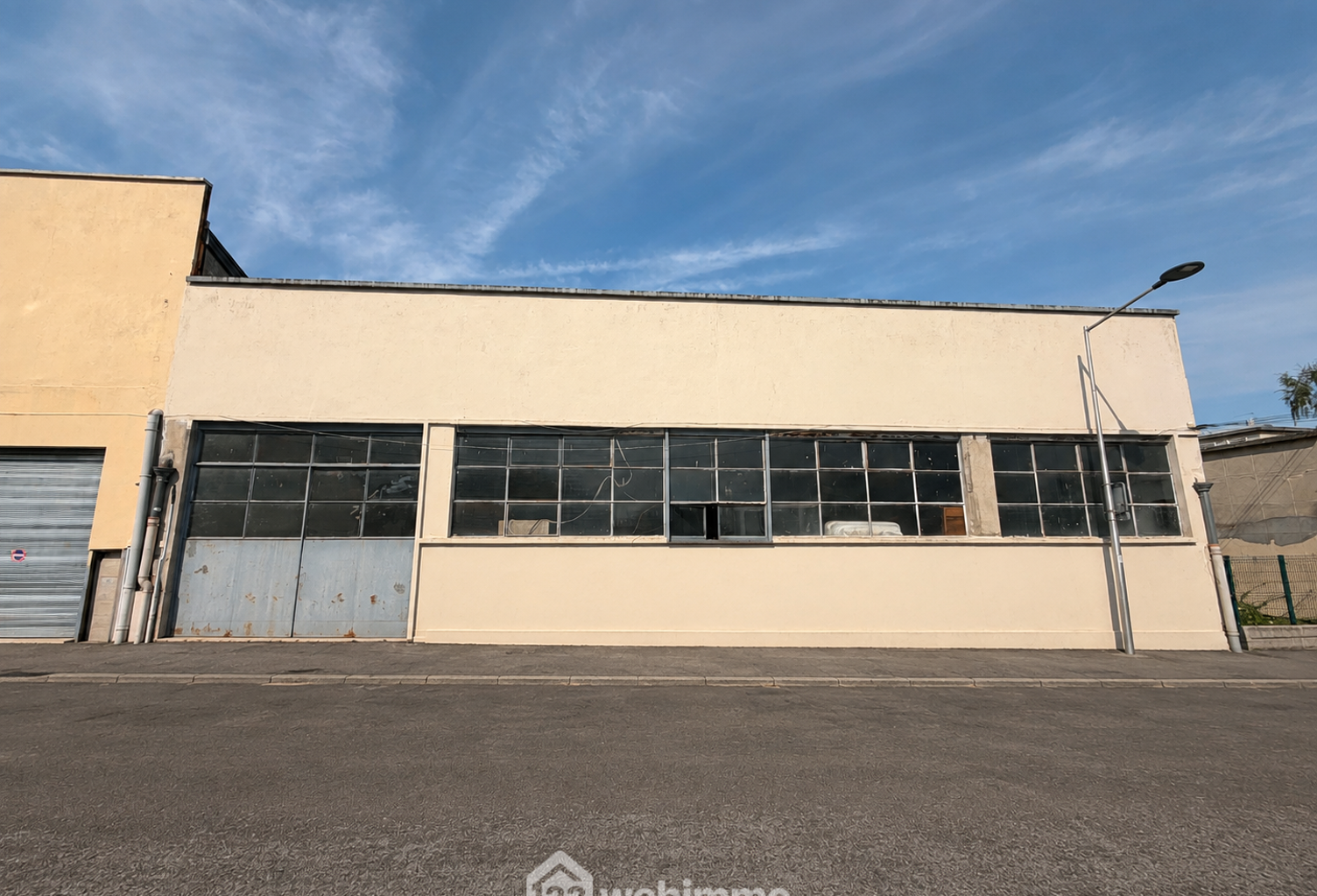 Local - 400m² - Laon — photo 1