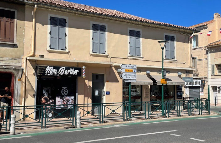 IMMEUBLE DE RAPPORT LA GARDE (83130) EMPLACEMENT DE 1ER ORDR — photo 3