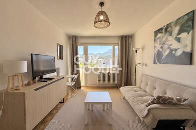 Appartement 2 pièces 750 €
