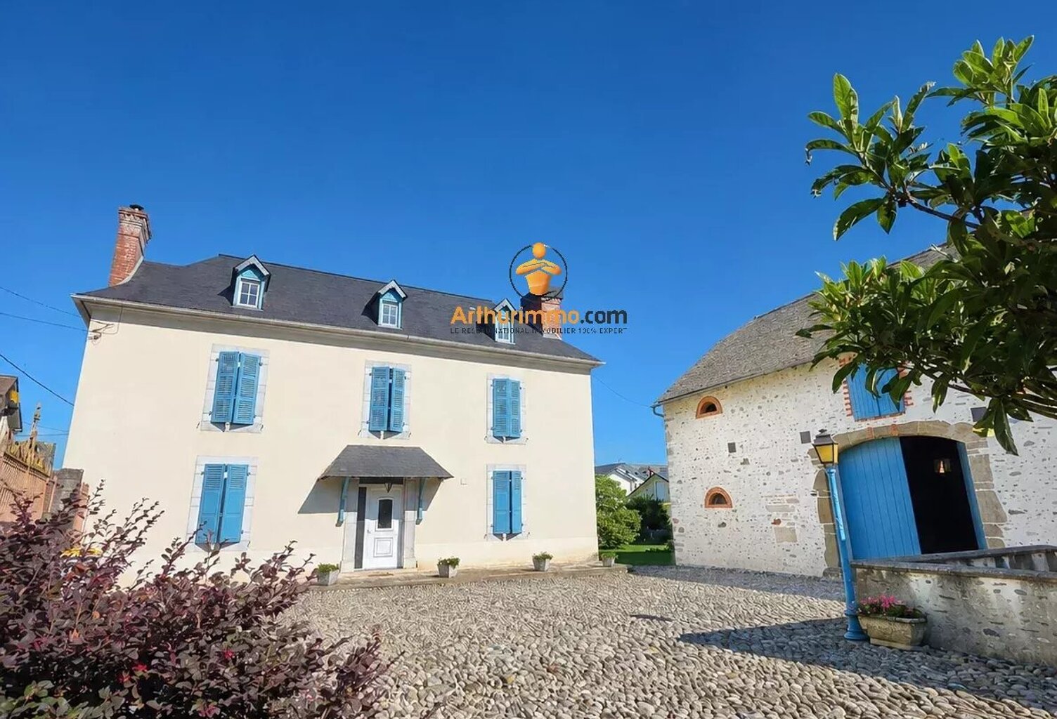 Belle maison béarnaise avec dépendance et grand jardin — photo 1