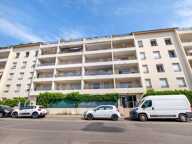 À vendre – Très beau T3 de 70 m² avec terrasse plein sud – Villeurbanne — photo 2
