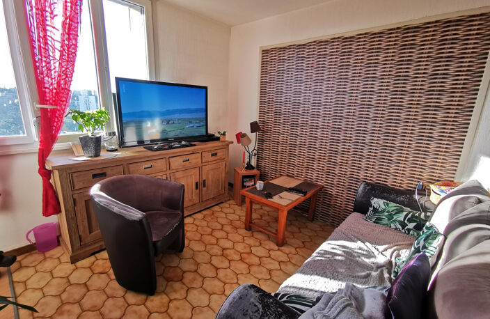 Appartement type 4 de 67 m2 avec balcon et cave 69005 LYON — photo 5