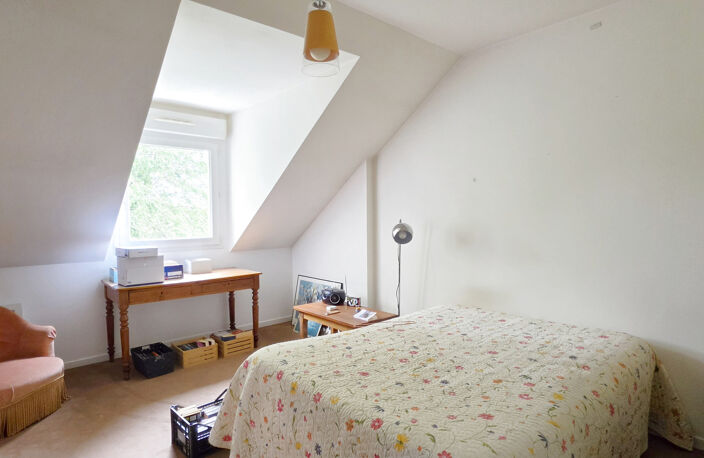 BEAUVAIS -- APPARTEMENT T3 EN DERNIER ÉTAGE AVEC ASCENSEUR, B — photo 5