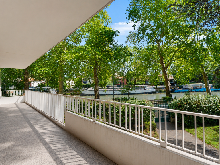 Appartement T4/5 de 122 m2 avec terrasse de plus de 30 m2 — photo 1
