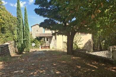 Maison 35 pièces 840000 €